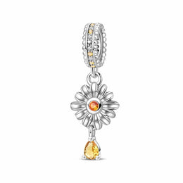 Daisy Bloom Dangle Charm