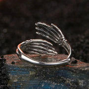 Halloween Skeleton Hands Hug Ring