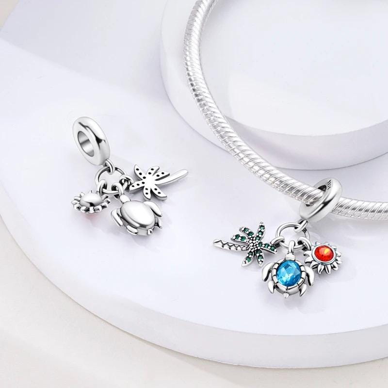 Tropical Turtle charm detail view