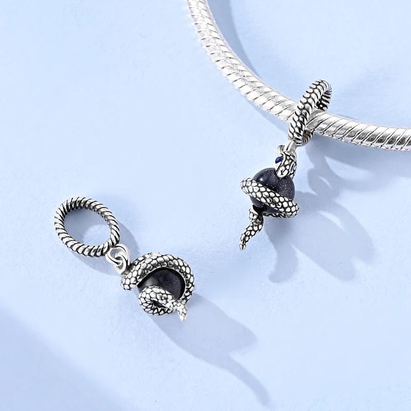 Snake charm detail view