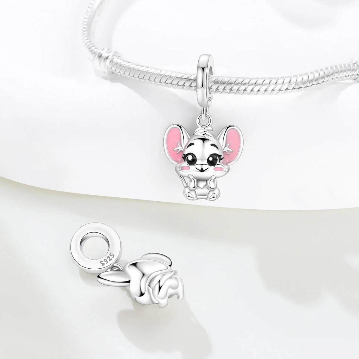 Mouse charm detail view