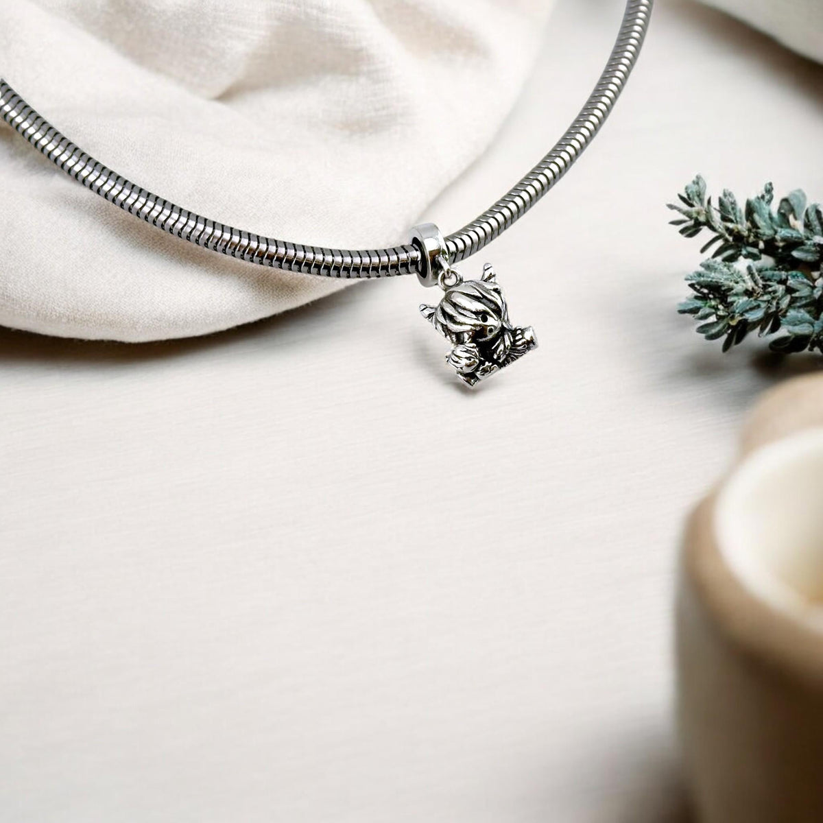 Highland Cow Mother Baby Charm charm detail view
