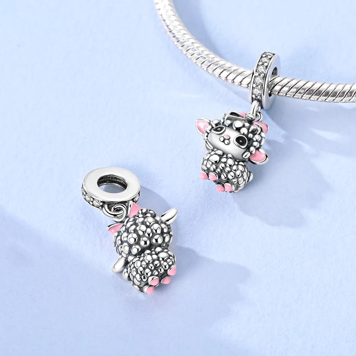 Lamb charm detail view
