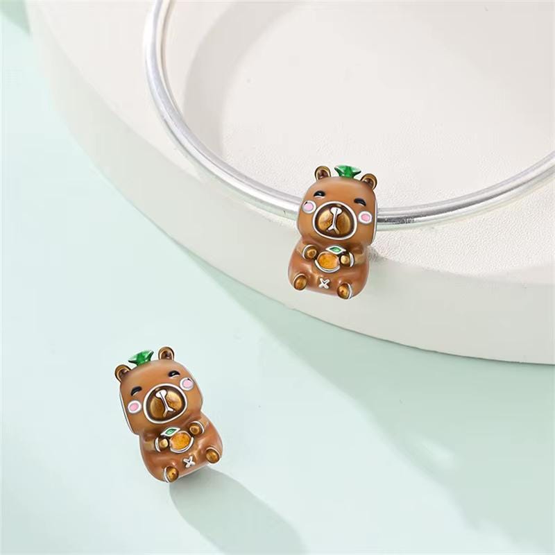 Capybara charm detail view