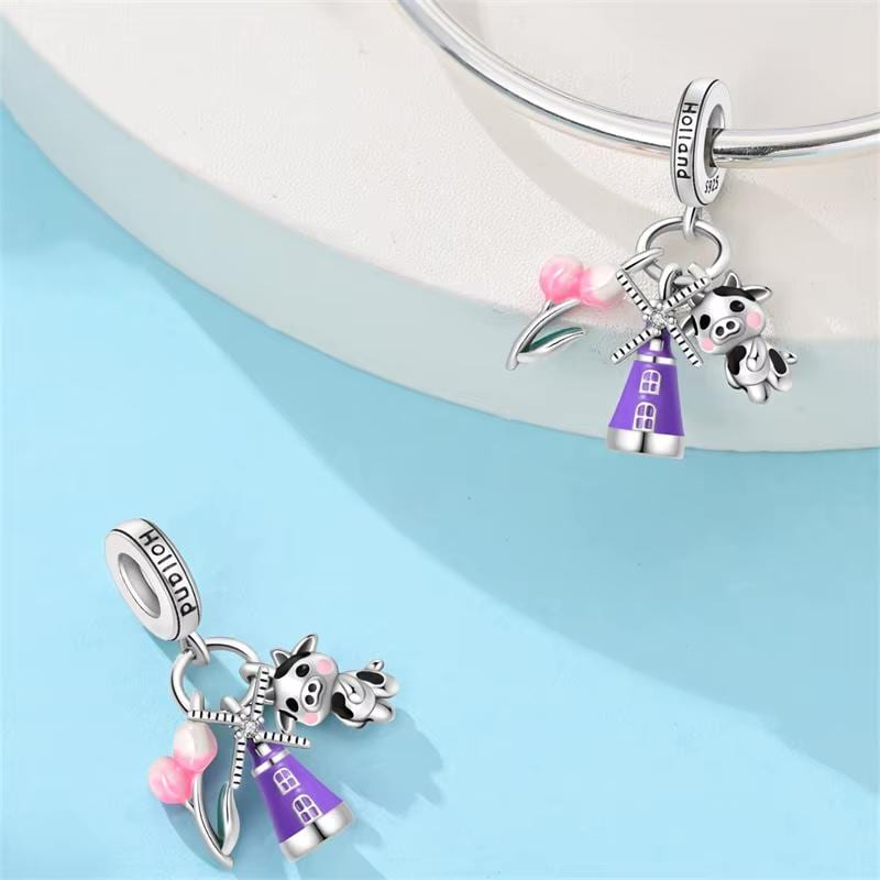 Holland charm detail view