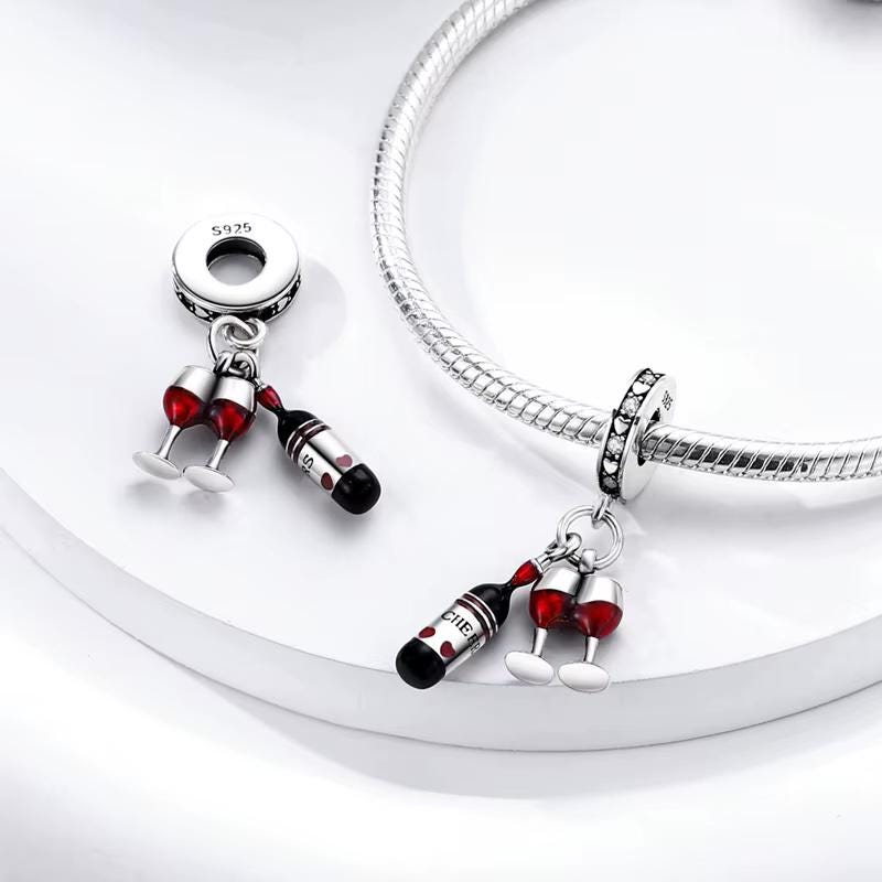 Wine charm detail view