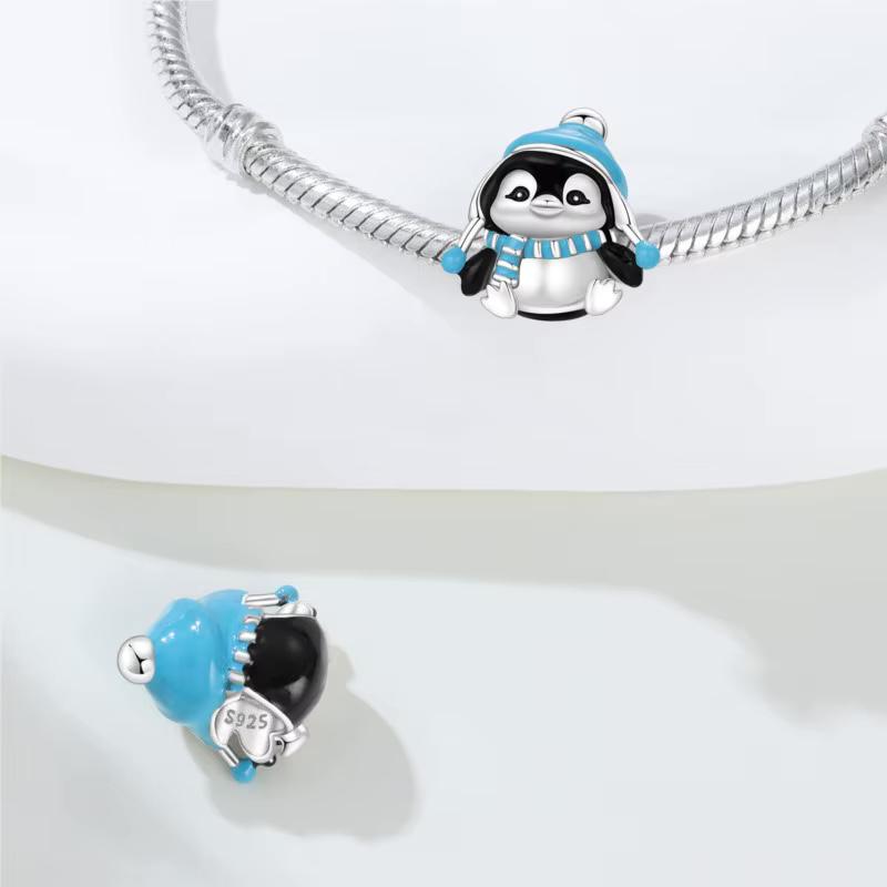 Penguin charm detail view