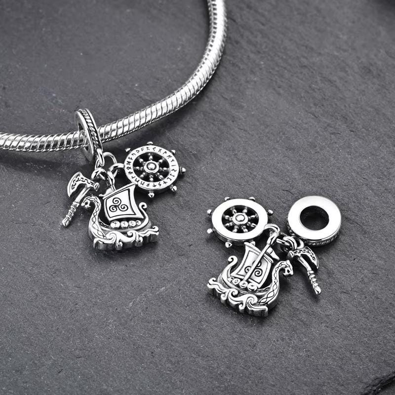 Norway charm detail view