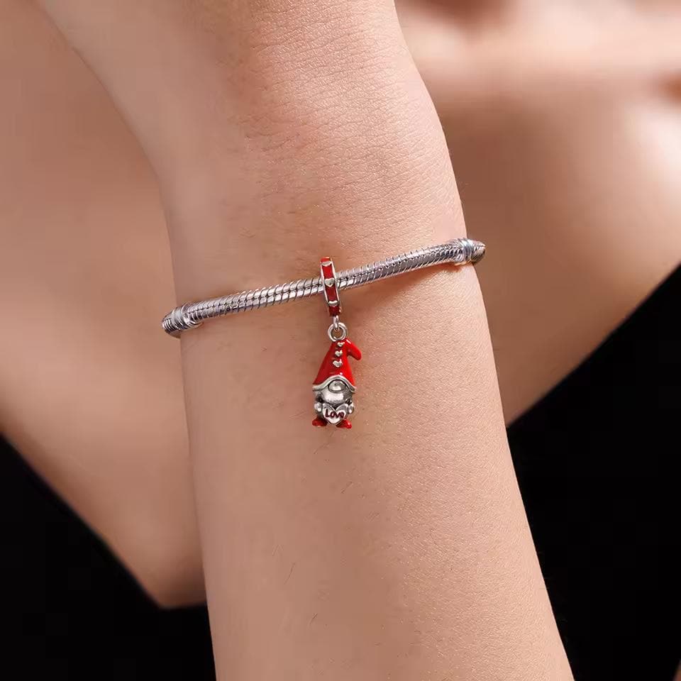 Love Gnome sterling silver charm view 5
