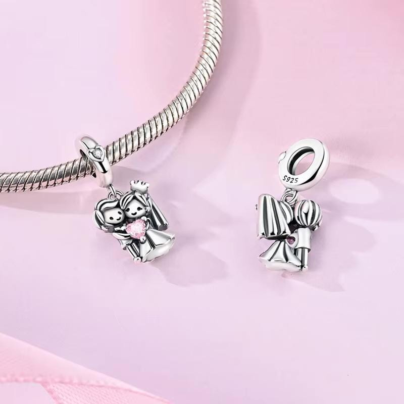 Wedding Couple charm detail view