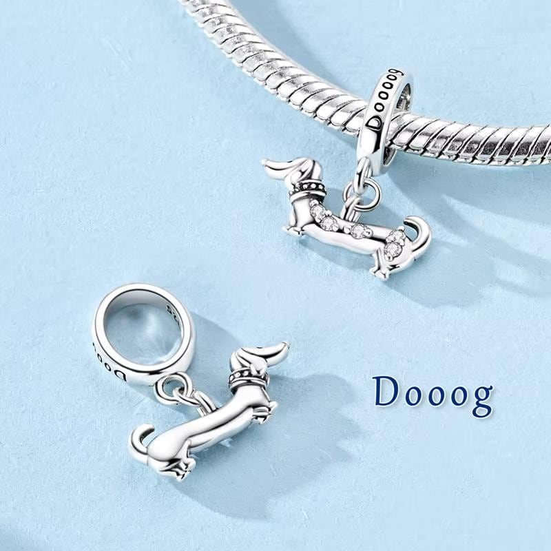 Dachshund charm detail view