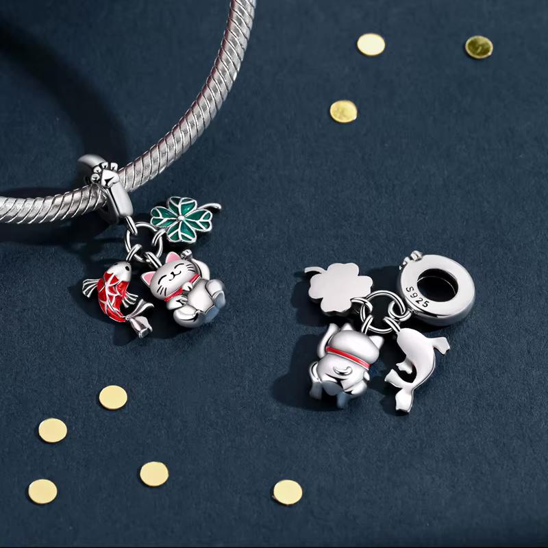 Lucky Cat Fish Clover charm detail view