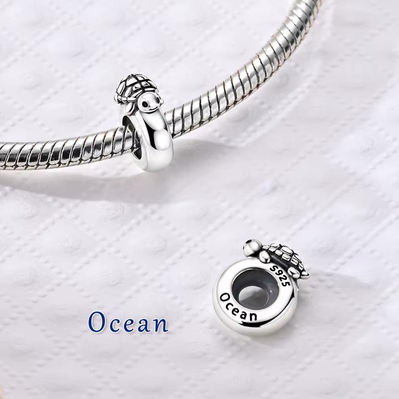 Turtle charm detail view