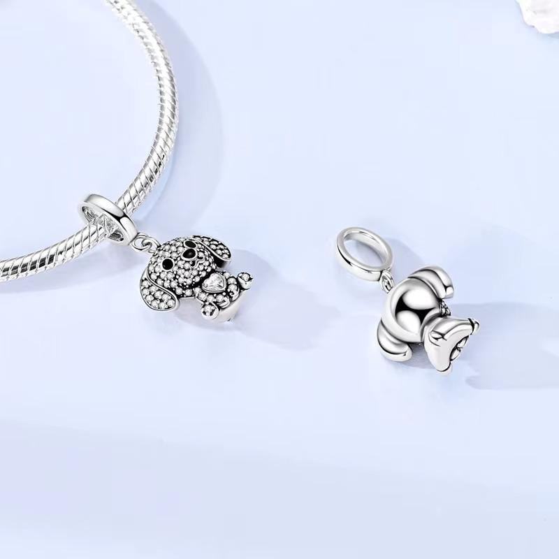 Puppy Dog charm detail view