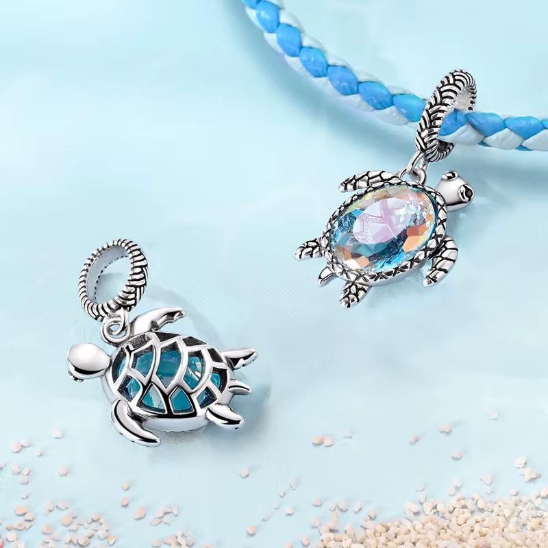 Sea Turtle charm detail view