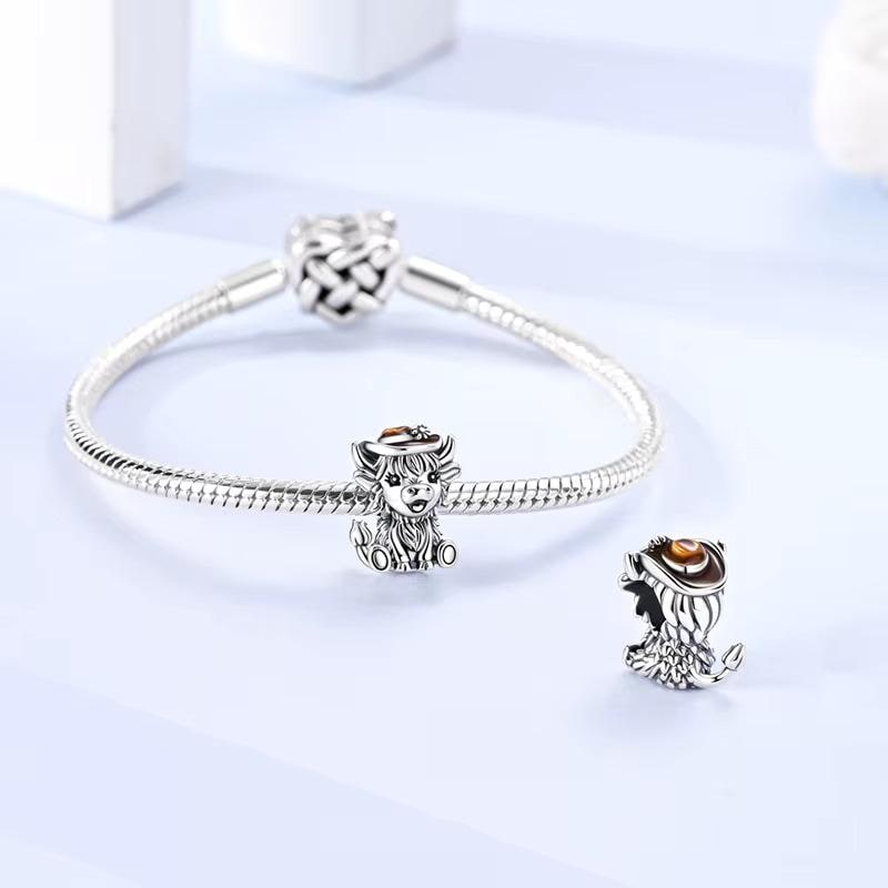 Highland Cow sterling silver charm view 6