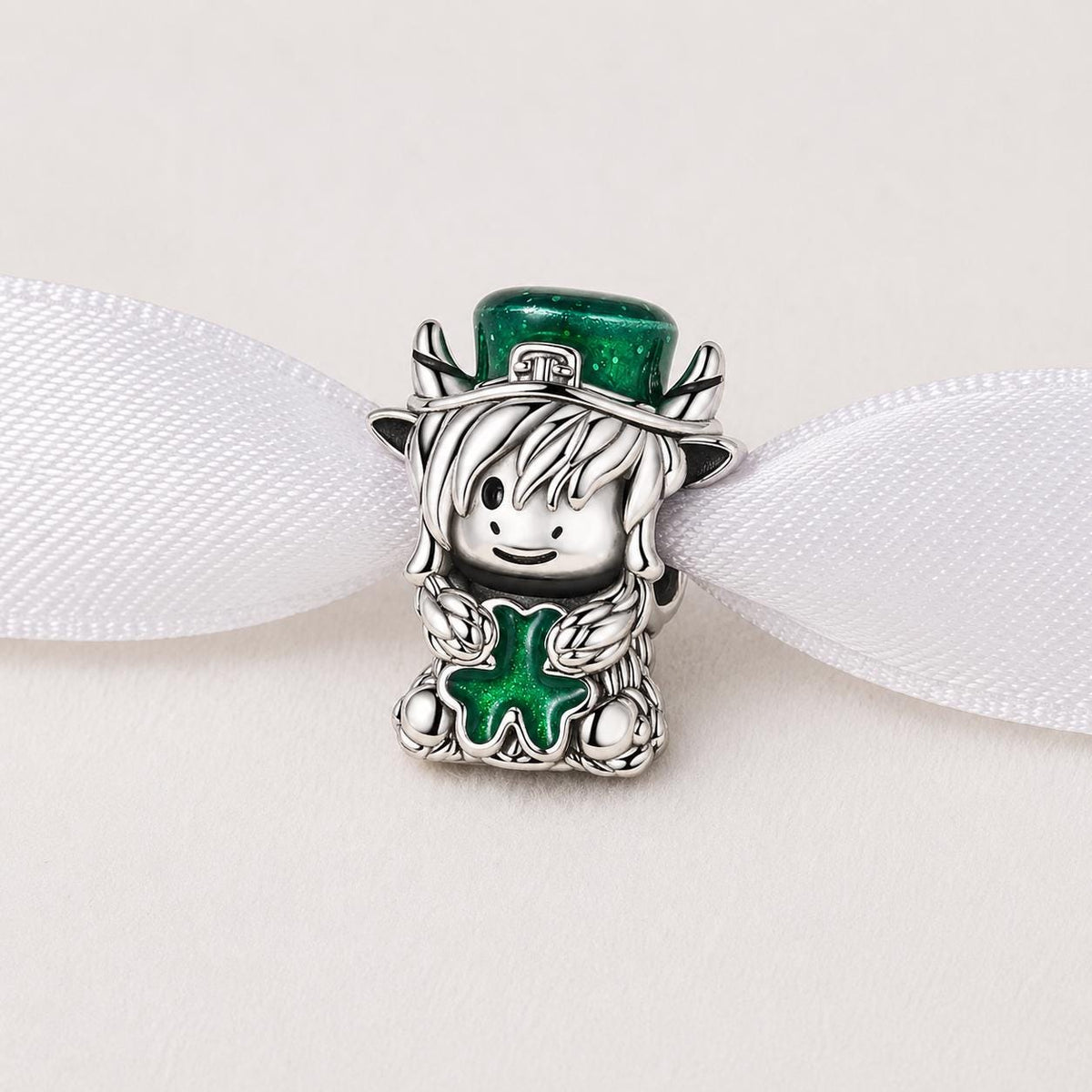 Highland Cow sterling silver charm alternate view