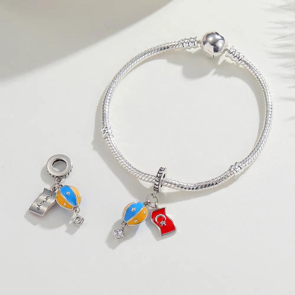 Turkey Flag charm detail view