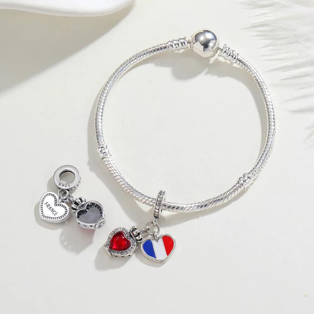 France Perfume charm detail view