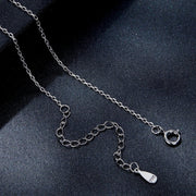 Letoton Moissanite Halo Necklace